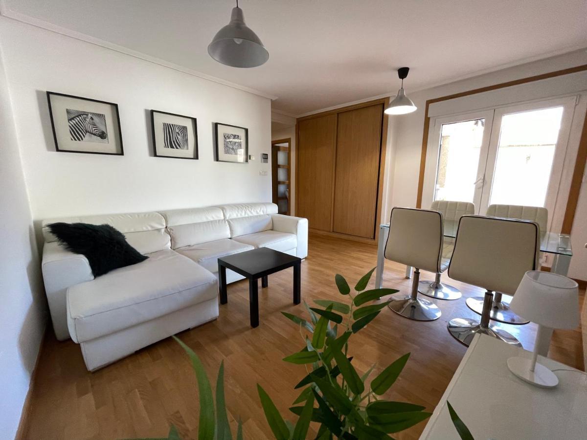 Apartamento a 5 min caminando de la Playa Sta. Cristina, Oleiros  Exterior foto
